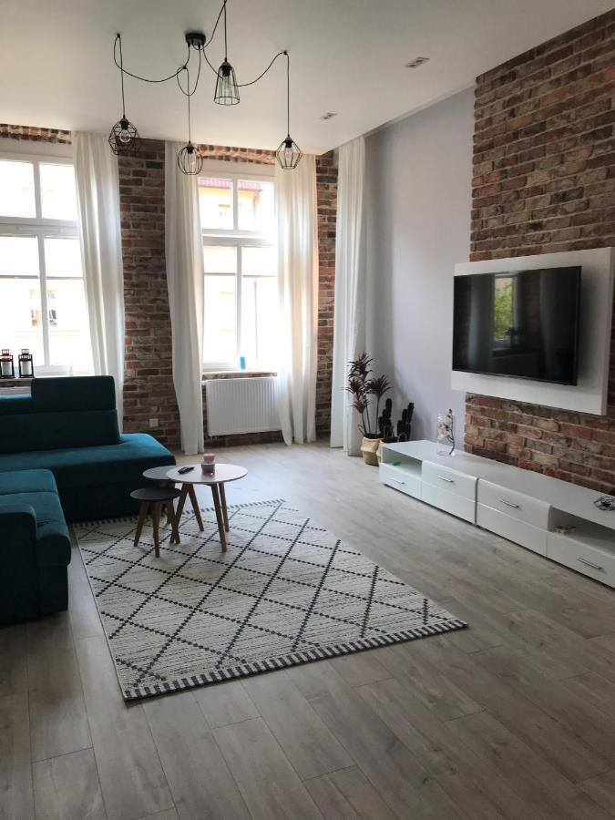 Апартаменты Apartament Paderewskiego 10 Свиноуйсьце Экстерьер фото